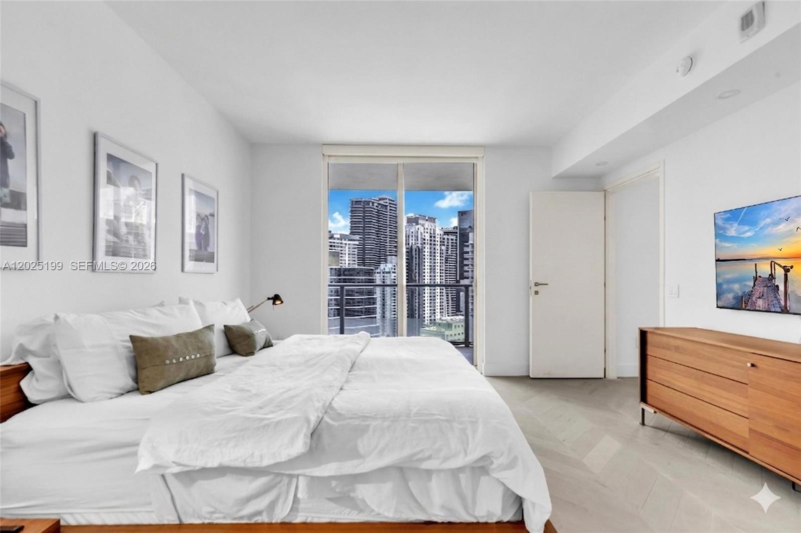 1300 Brickell Bay Dr #3408, Miami FL 33131