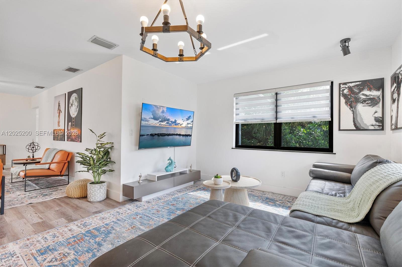 North Miami Beach FL 33162 - A12025200