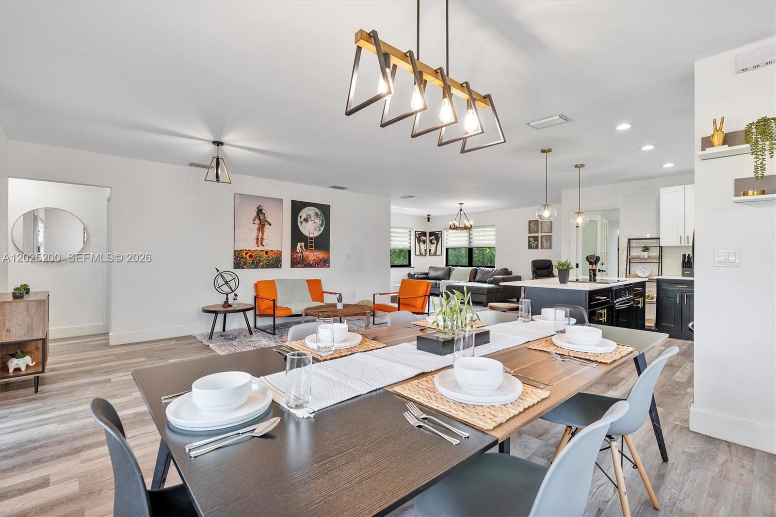 North Miami Beach FL 33162 - A12025200