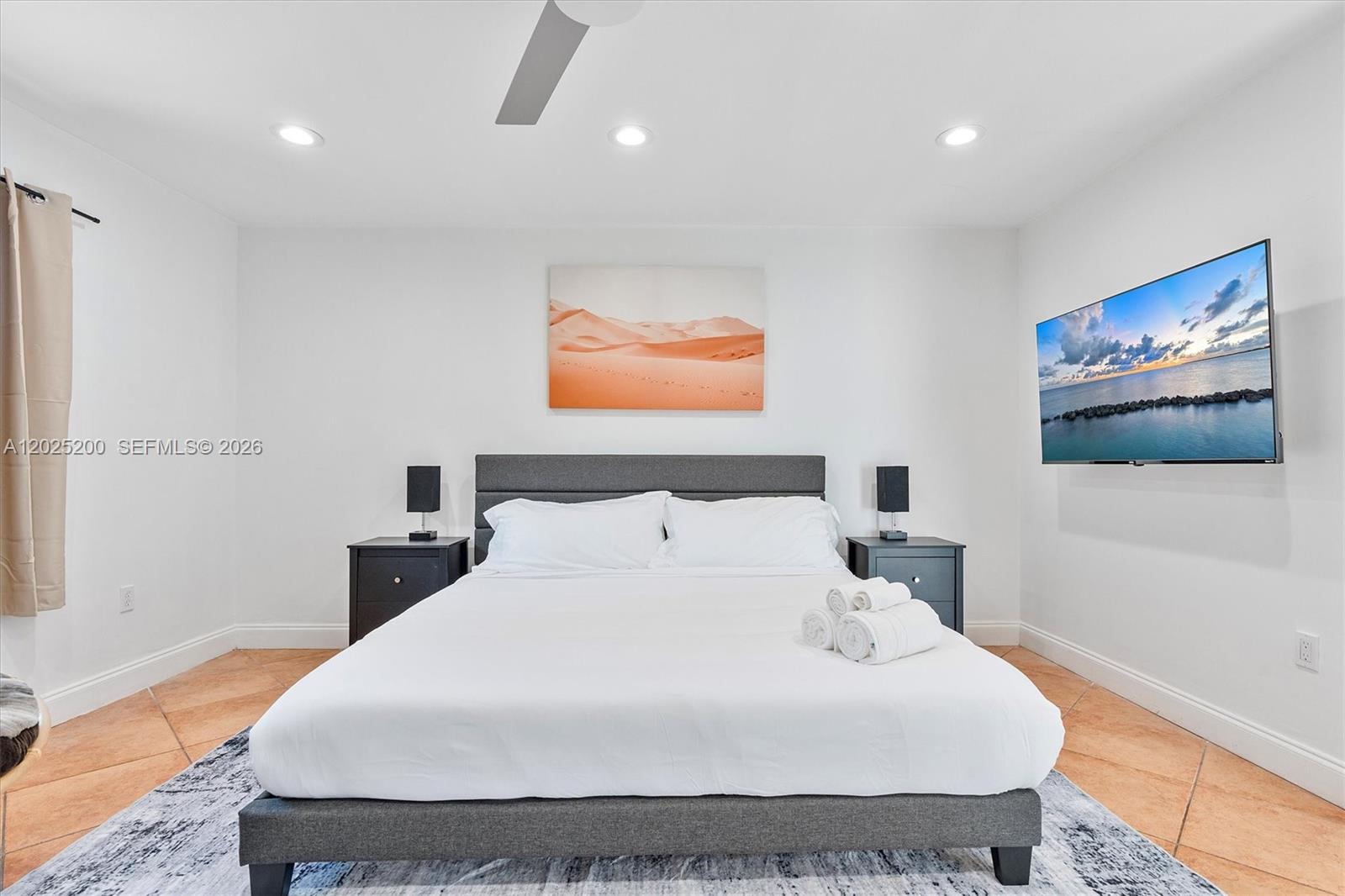 North Miami Beach FL 33162 - A12025200