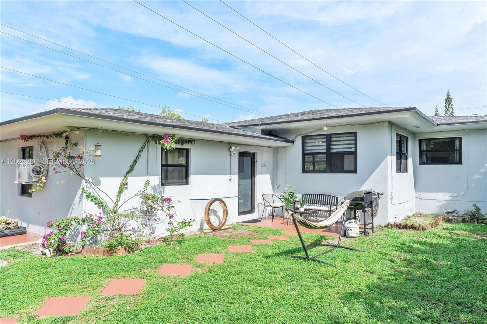 North Miami Beach FL 33162 - A12025200