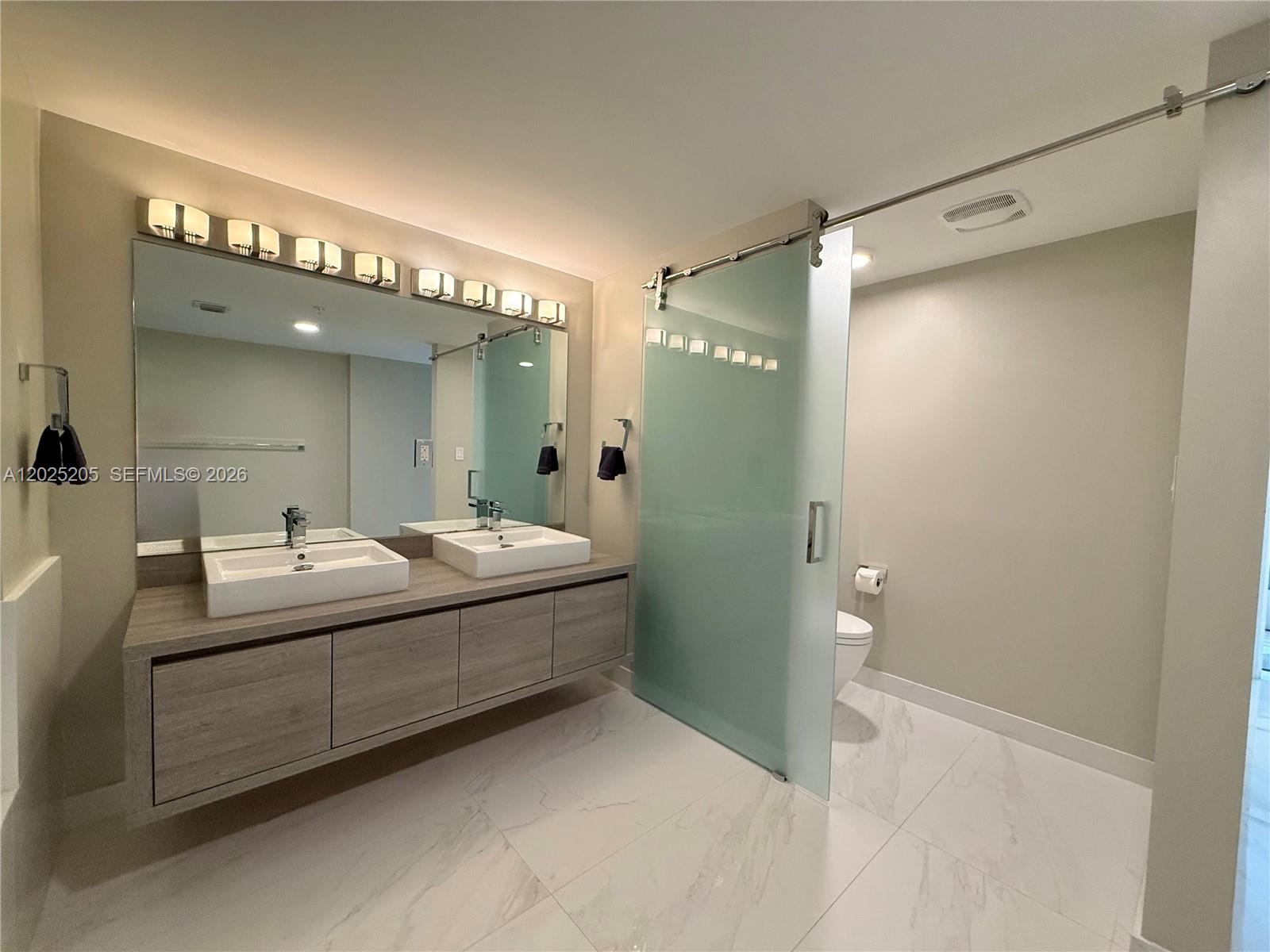 400 Sunny Isles #1404, Sunny Isles Beach FL 33160