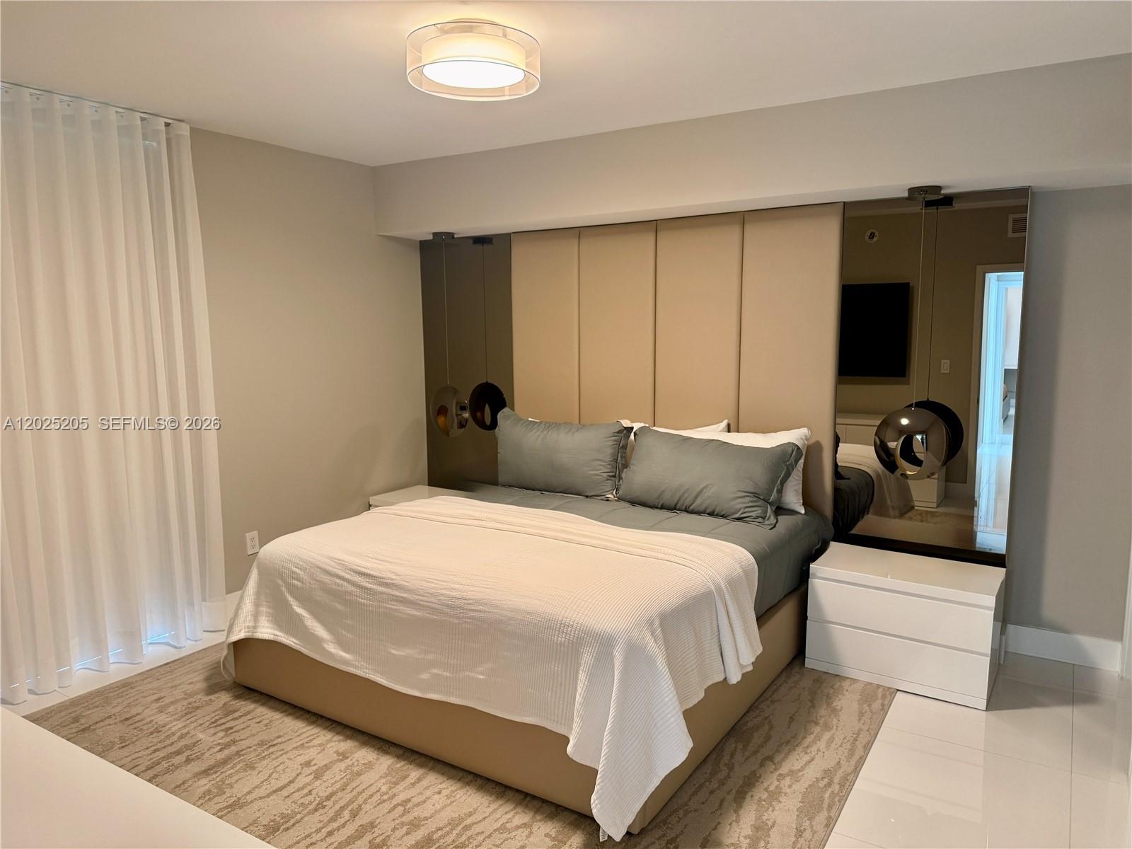 400 Sunny Isles Blvd #1404, Sunny Isles Beach FL 33160