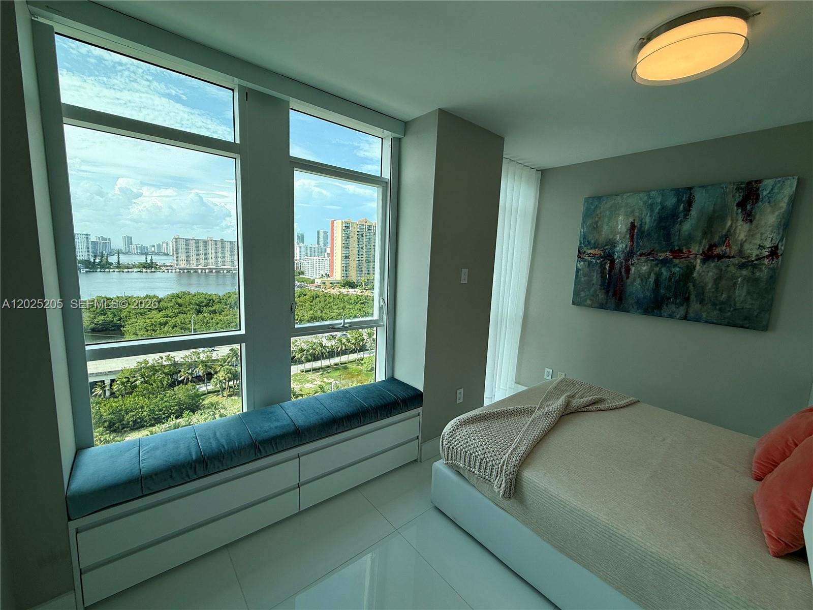 400 Sunny Isles Blvd #1404, Sunny Isles Beach FL 33160
