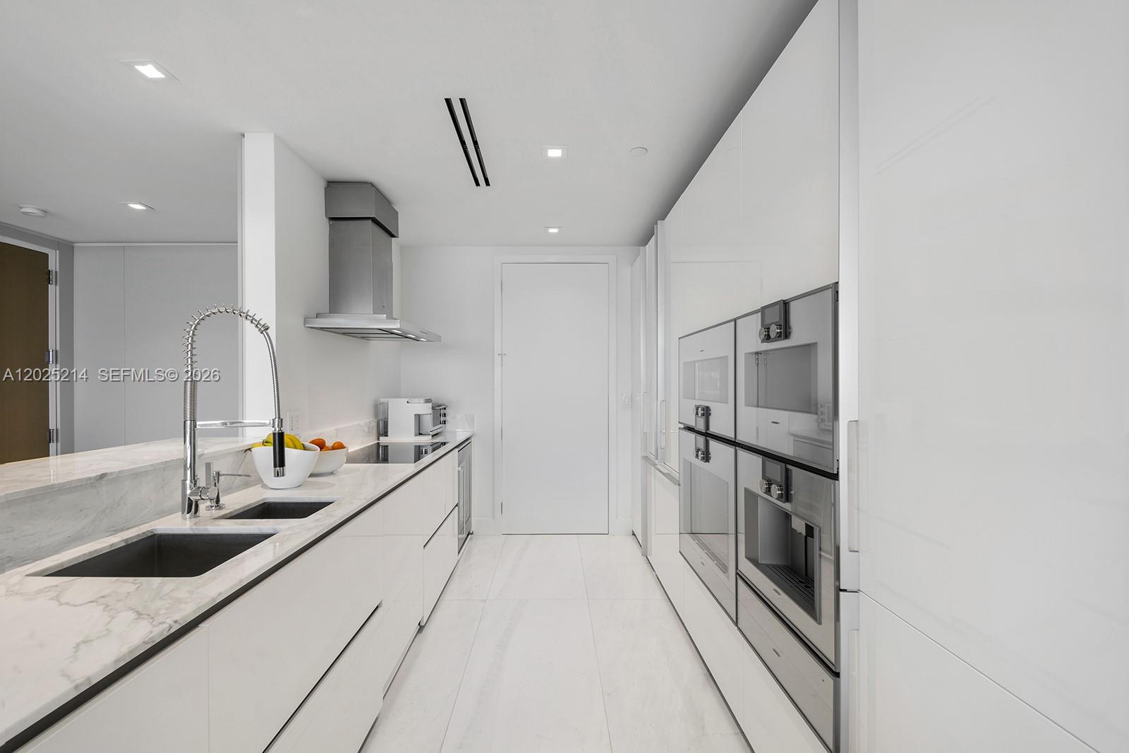 10203 Collins Ave #403, Bal Harbour FL 33154