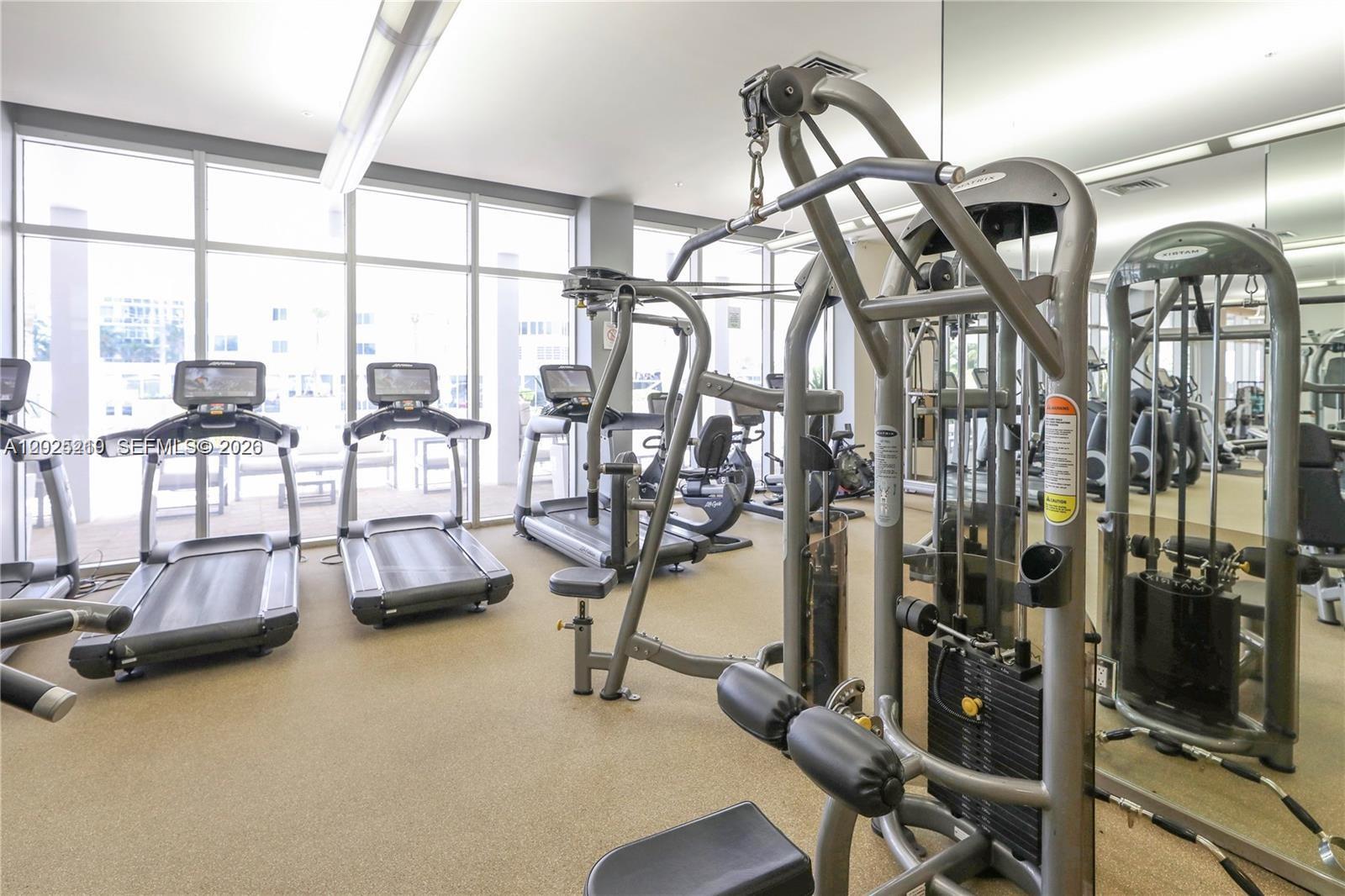 10275 E Collins Ave #324, Bal Harbour FL 33154