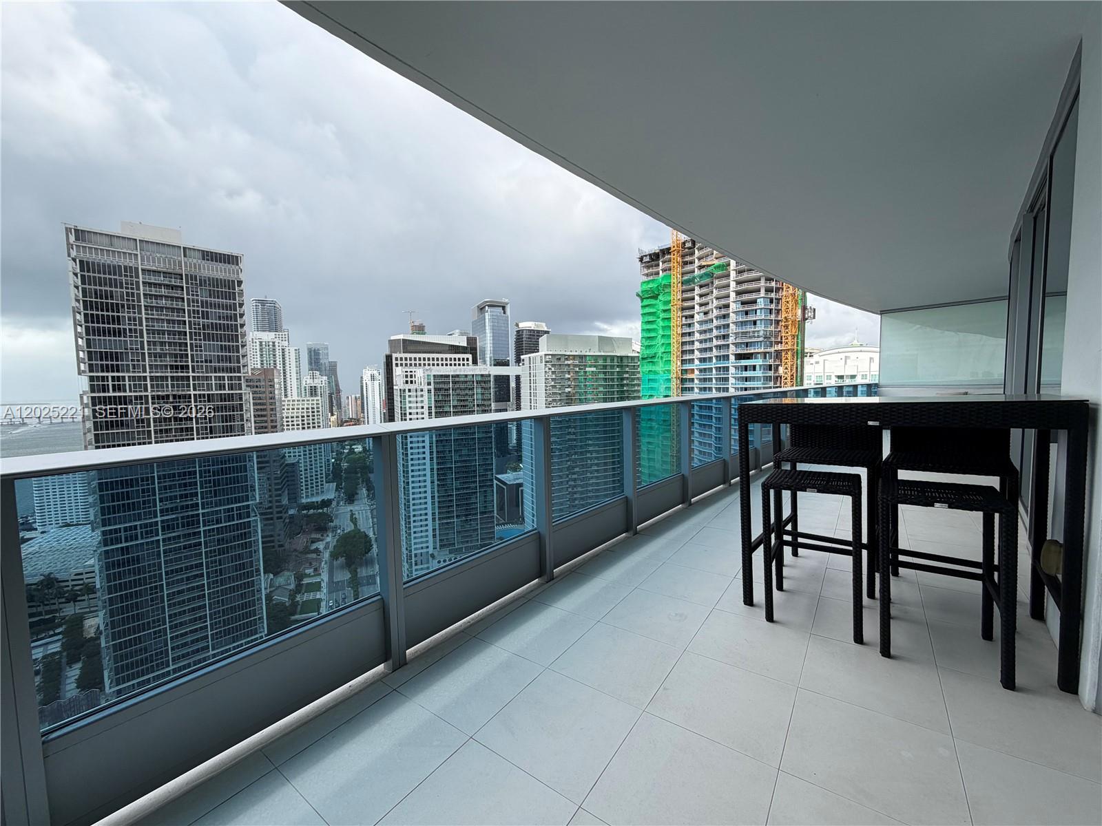 200 Biscayne Boulevard Way #4104, Miami FL 33131
