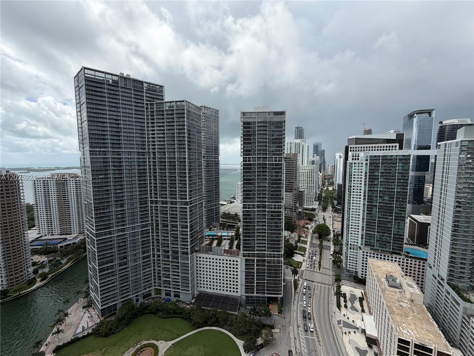 200 Biscayne Boulevard Way #4104, Miami FL 33131