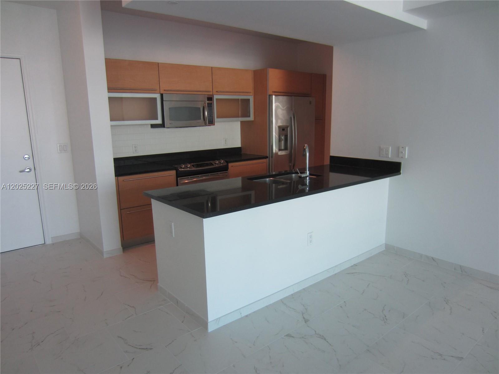 951 BRICKELL AV #3401, Miami FL 33131