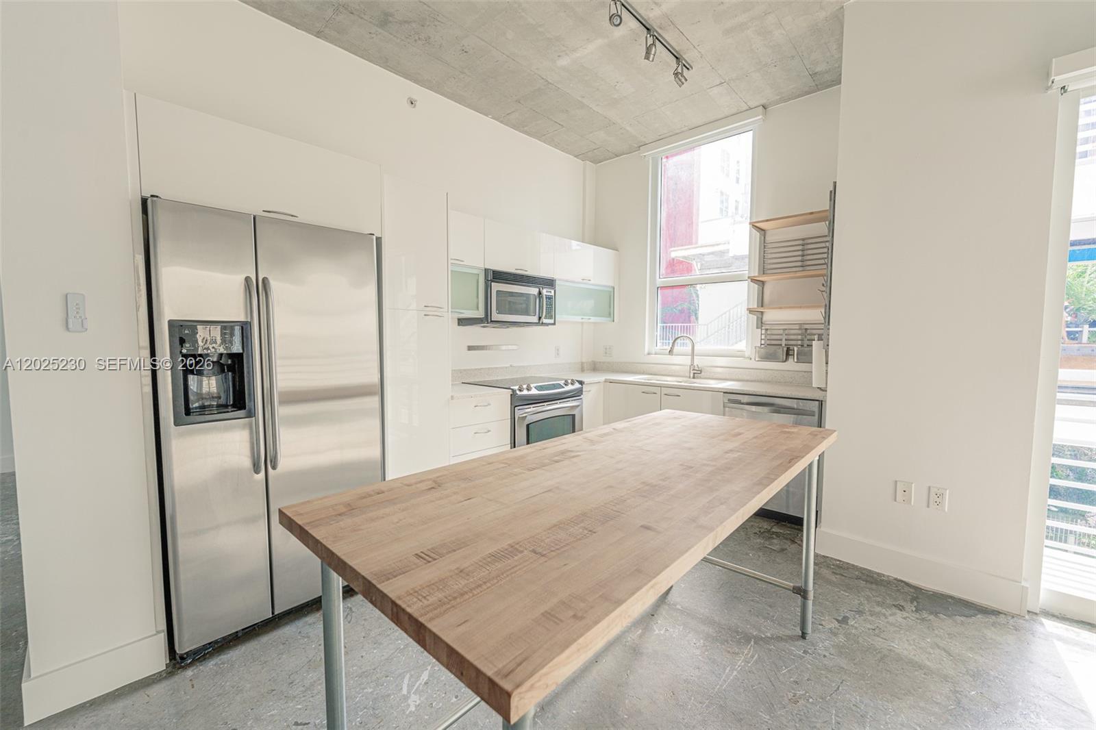 133 NE 2nd Ave #312, Miami FL 33132