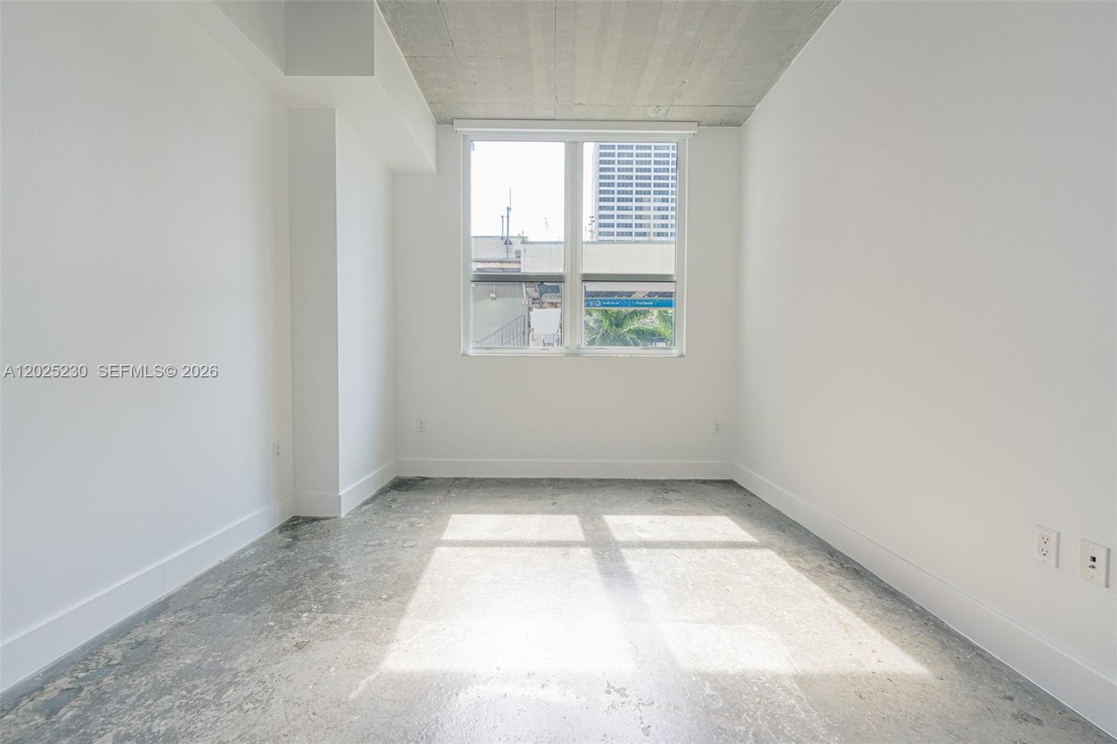 133 NE 2nd Ave #312, Miami FL 33132