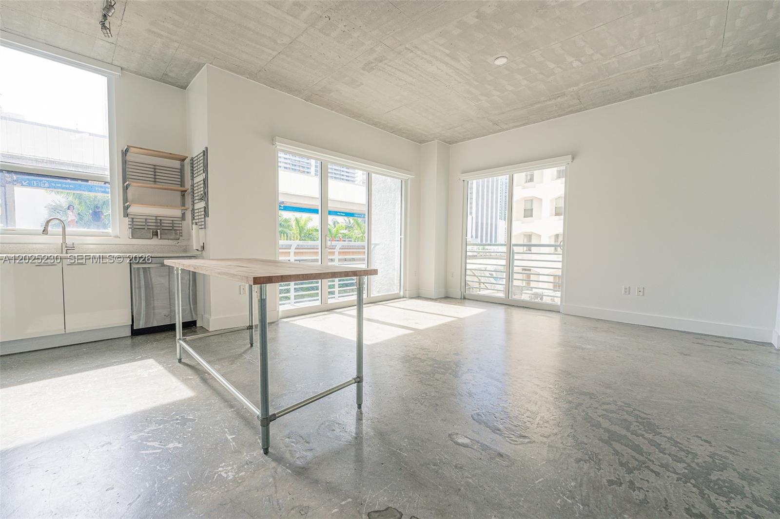 133 NE 2nd Ave #312, Miami FL 33132