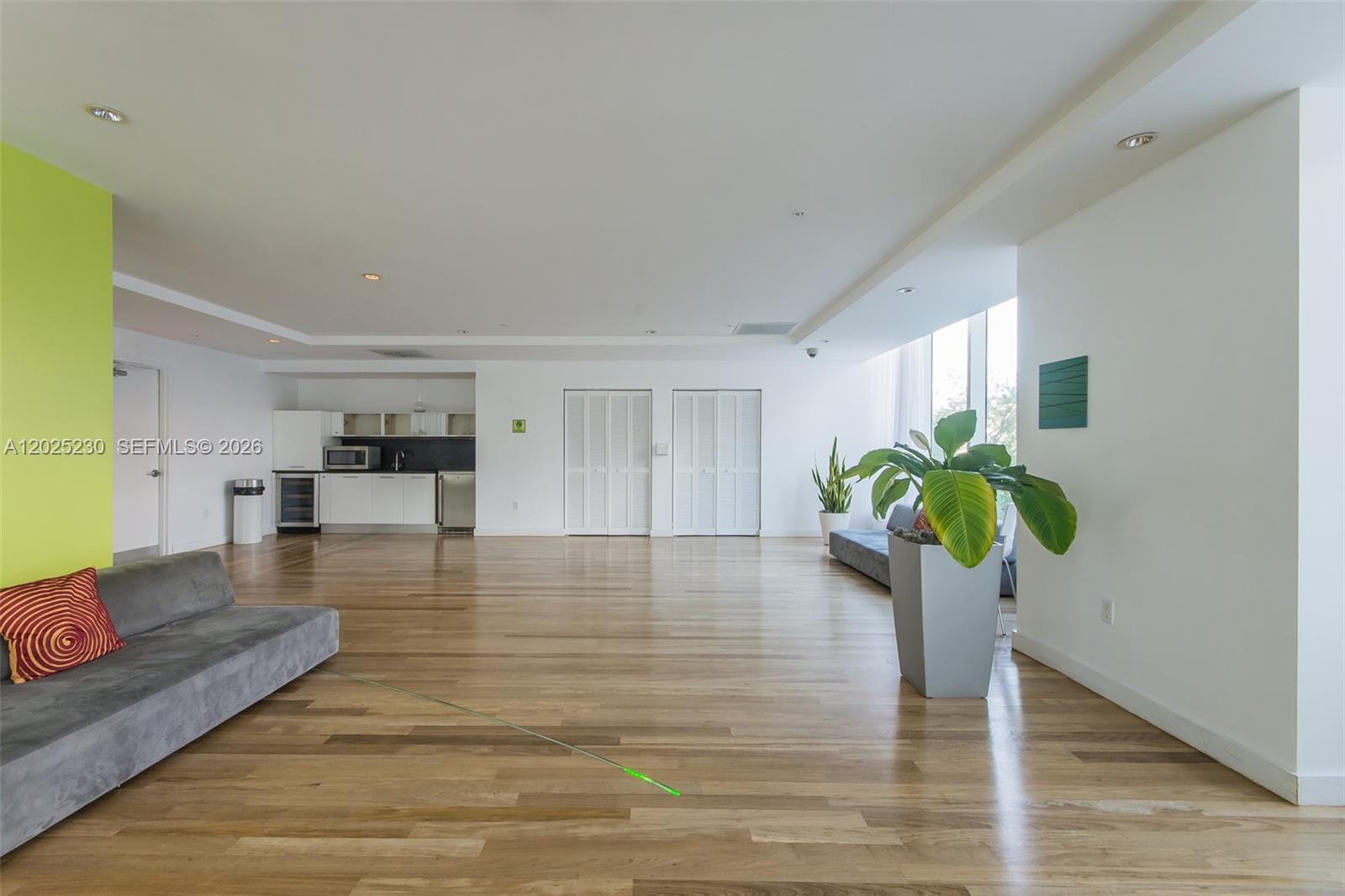 133 NE 2nd Ave #312, Miami FL 33132