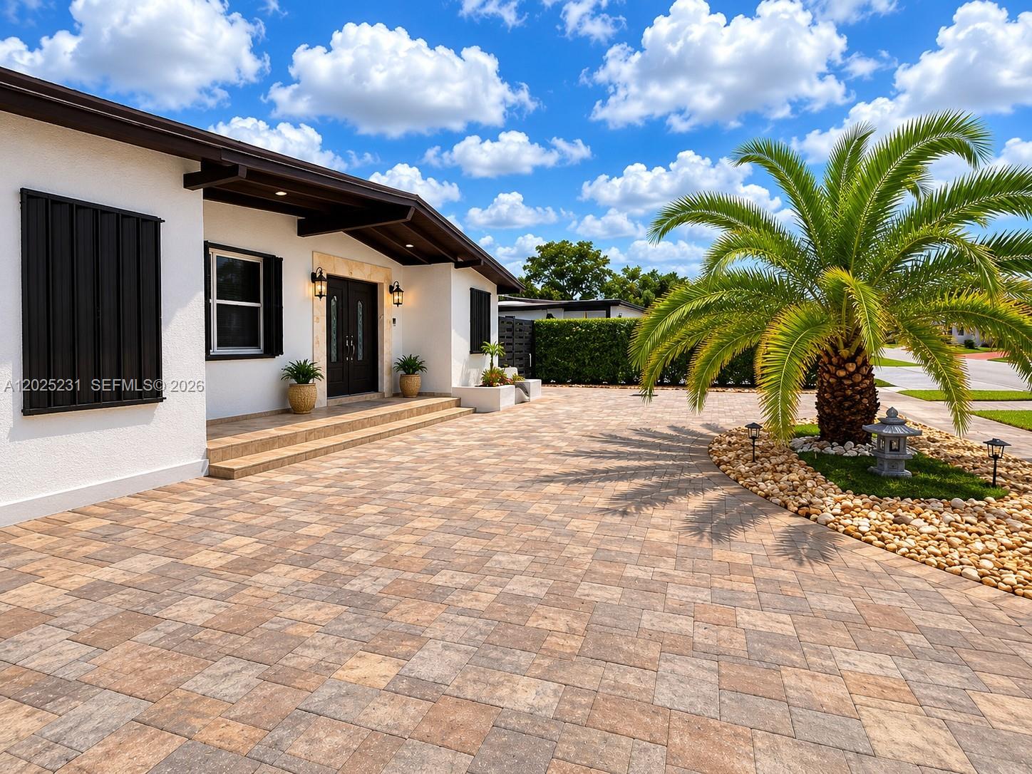 11425 SW 43rd Ter, Miami FL 33165