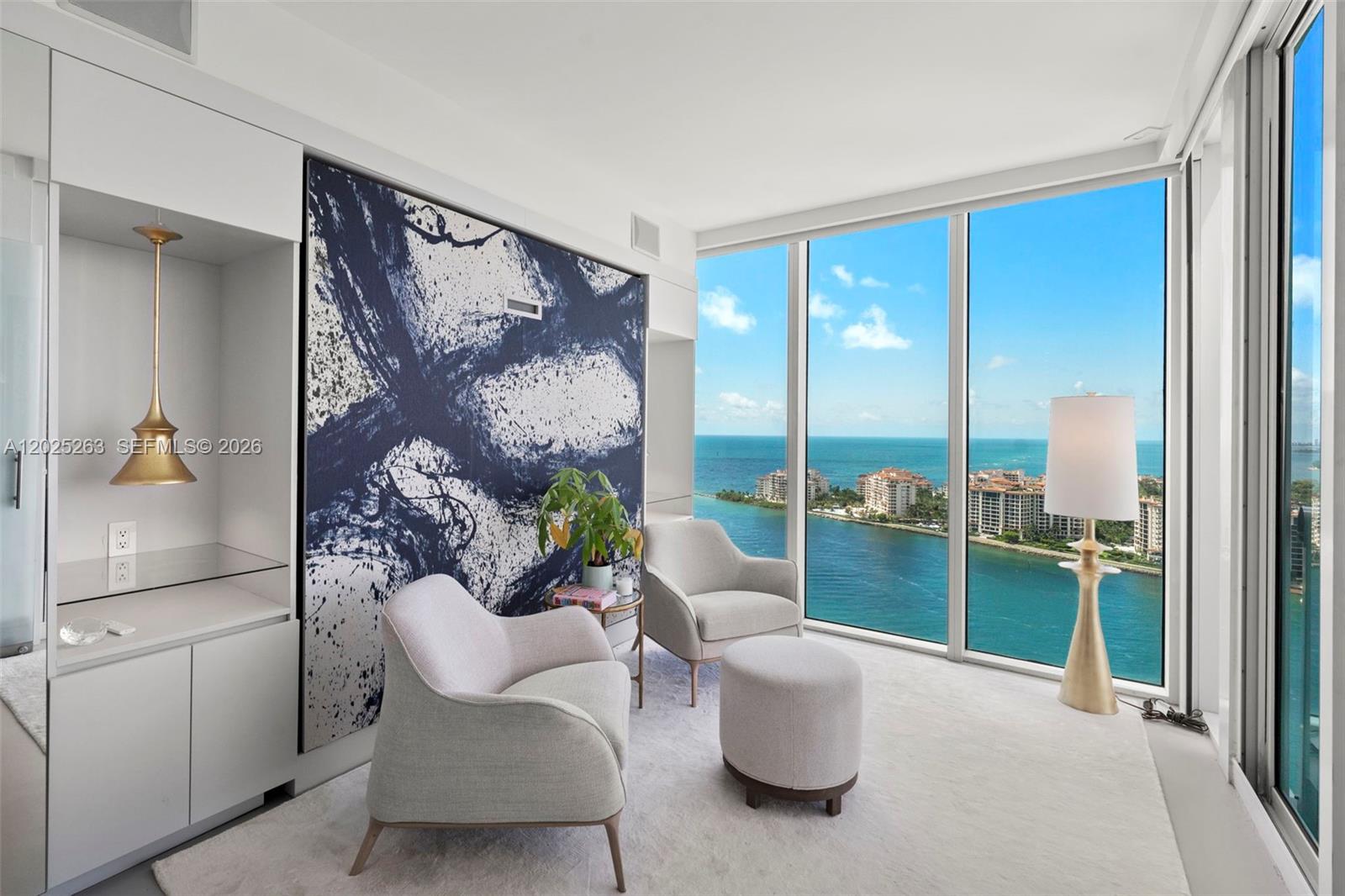 1000 S Pointe Dr #2803, Miami Beach FL 33139