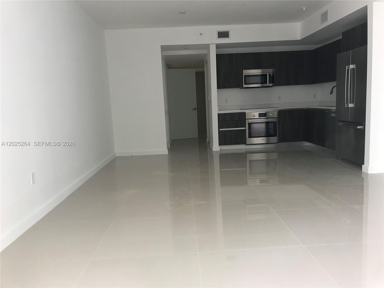 488 NE 18th St #3002, Miami FL 33132