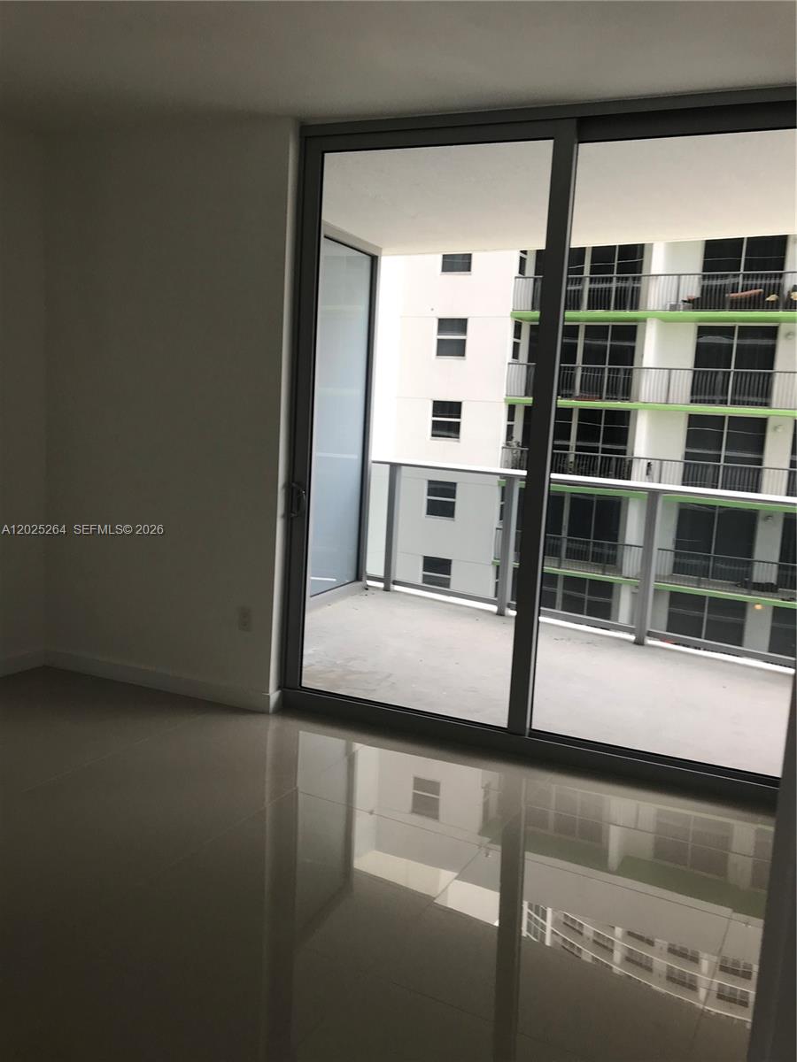 488 NE 18th St #3002, Miami FL 33132