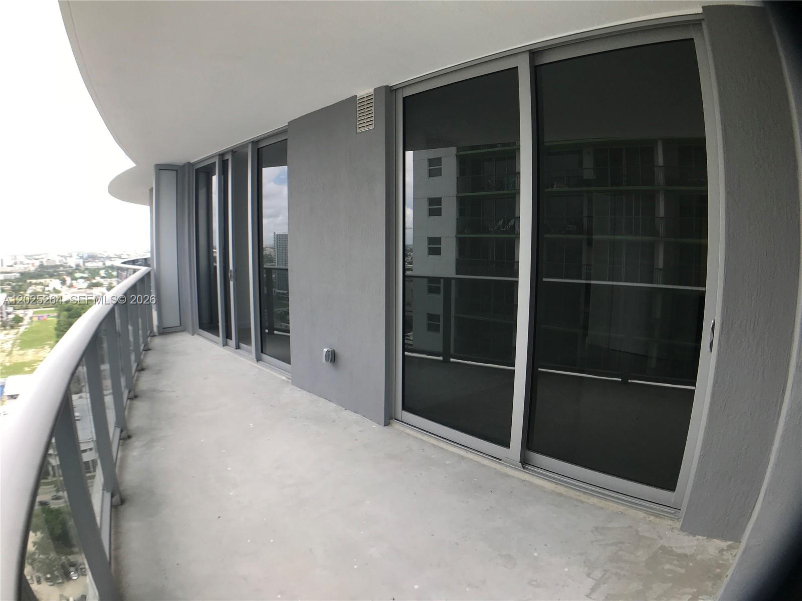 488 NE 18th St #3002, Miami FL 33132