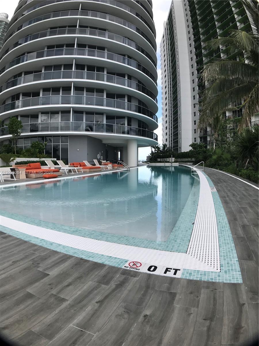488 NE 18th St #3002, Miami FL 33132
