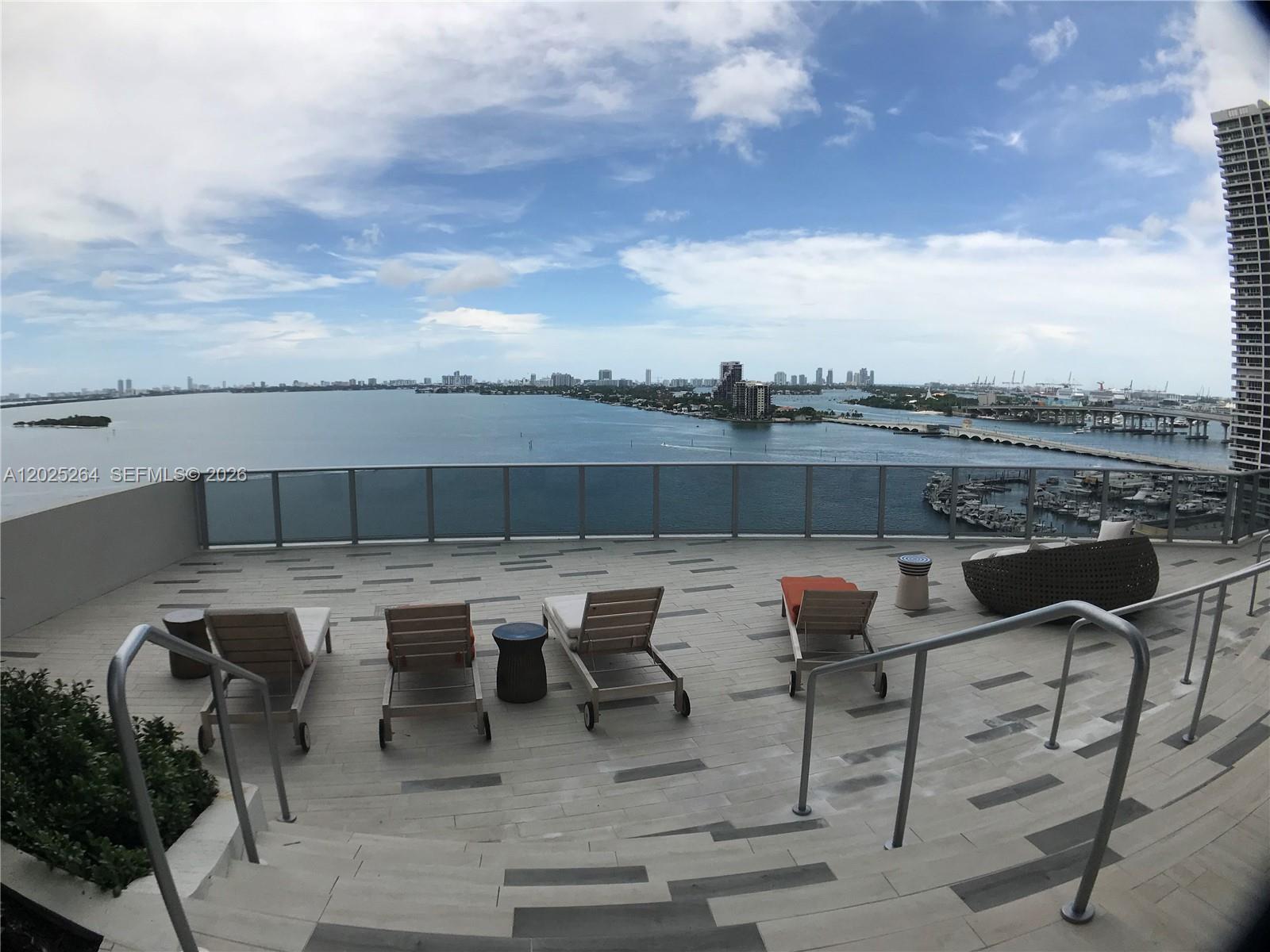 488 NE 18th St #3002, Miami FL 33132