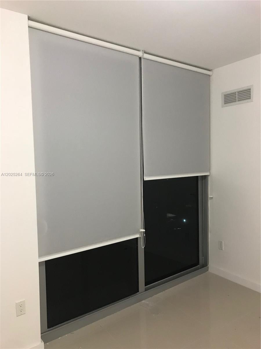 488 NE 18th St #3002, Miami FL 33132