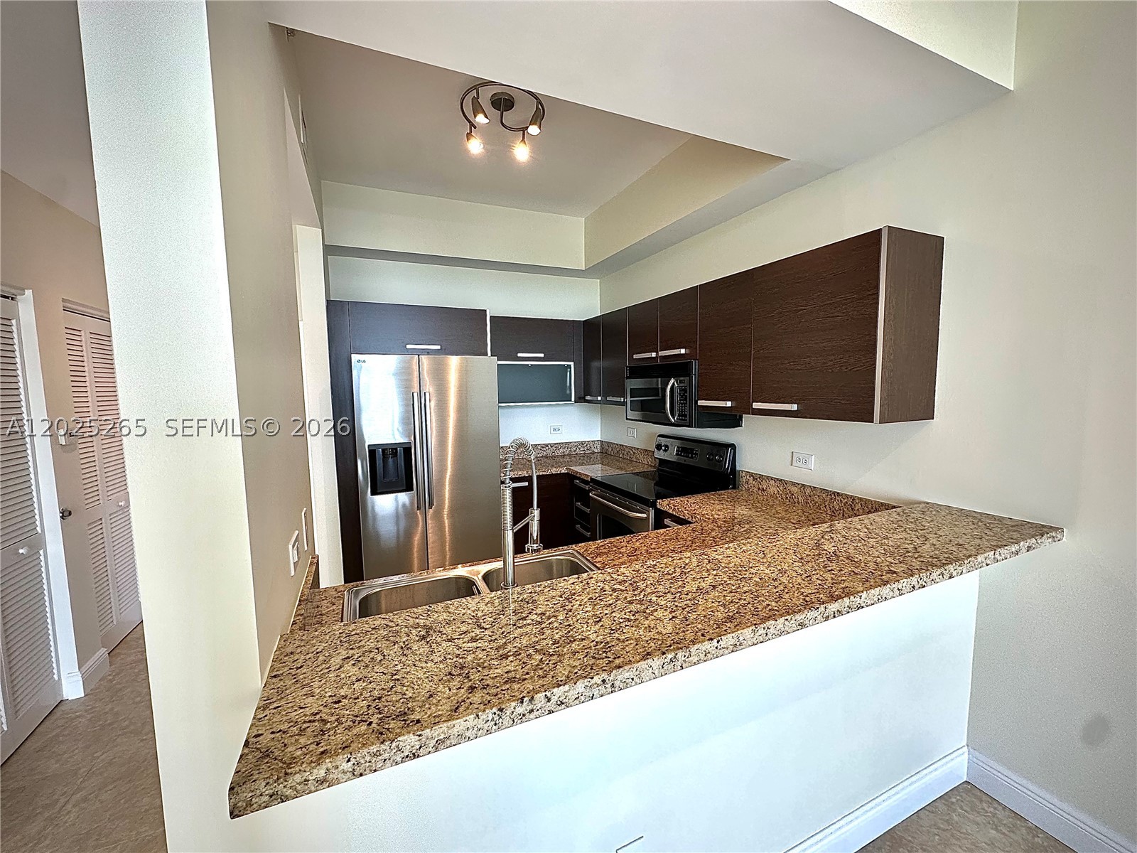 2525 SW 3rd Ave #705, Miami FL 33129