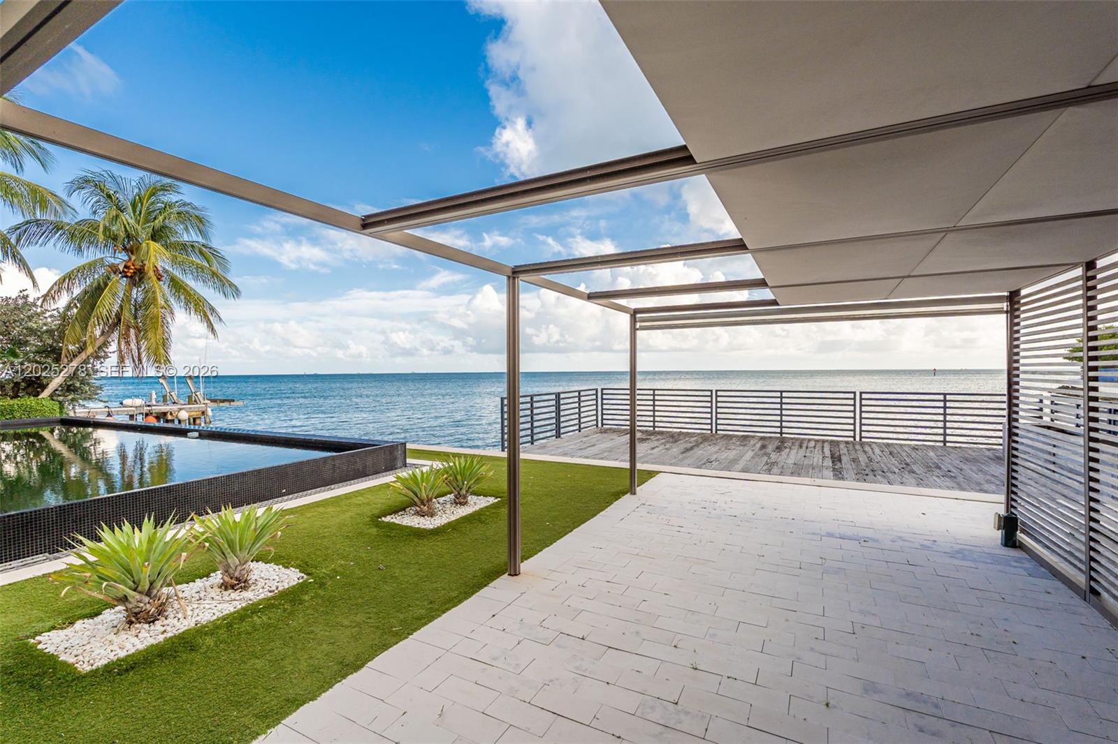 760 S Mashta Dr, Key Biscayne FL 33149