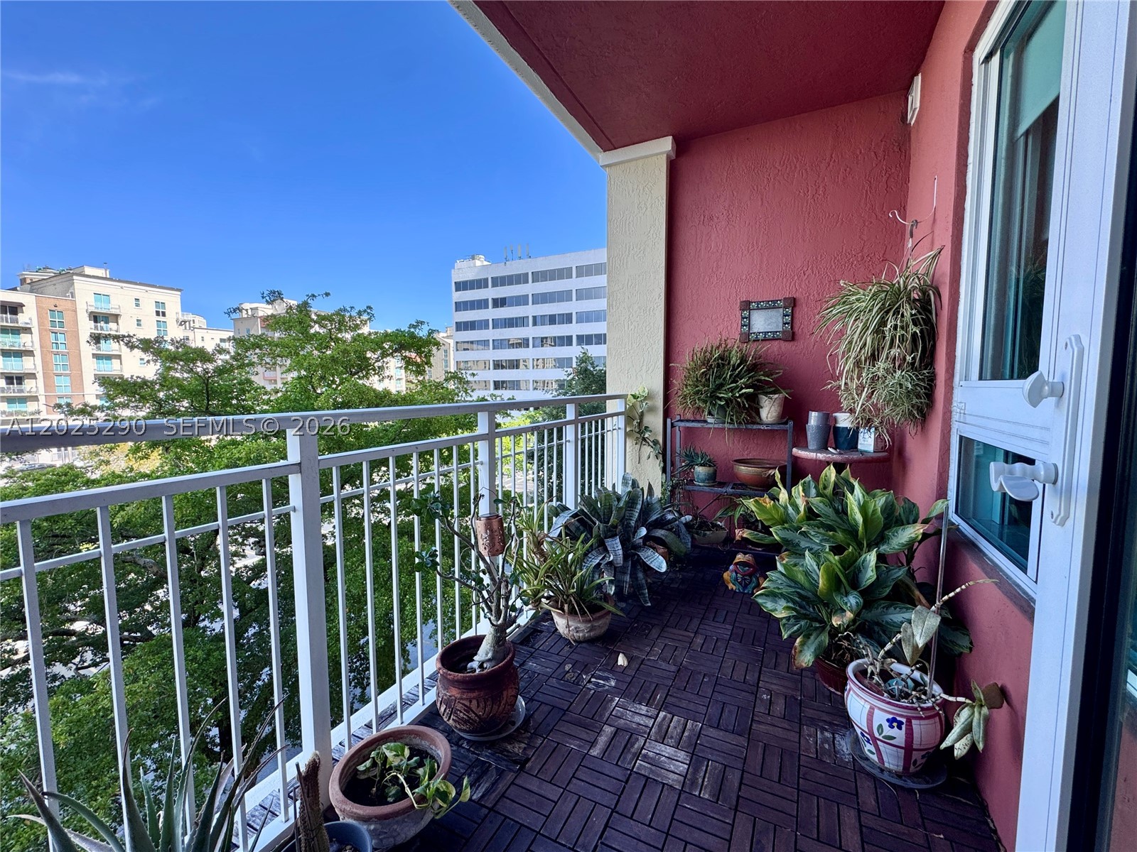 7355 SW 89th St #423N, Miami FL 33156
