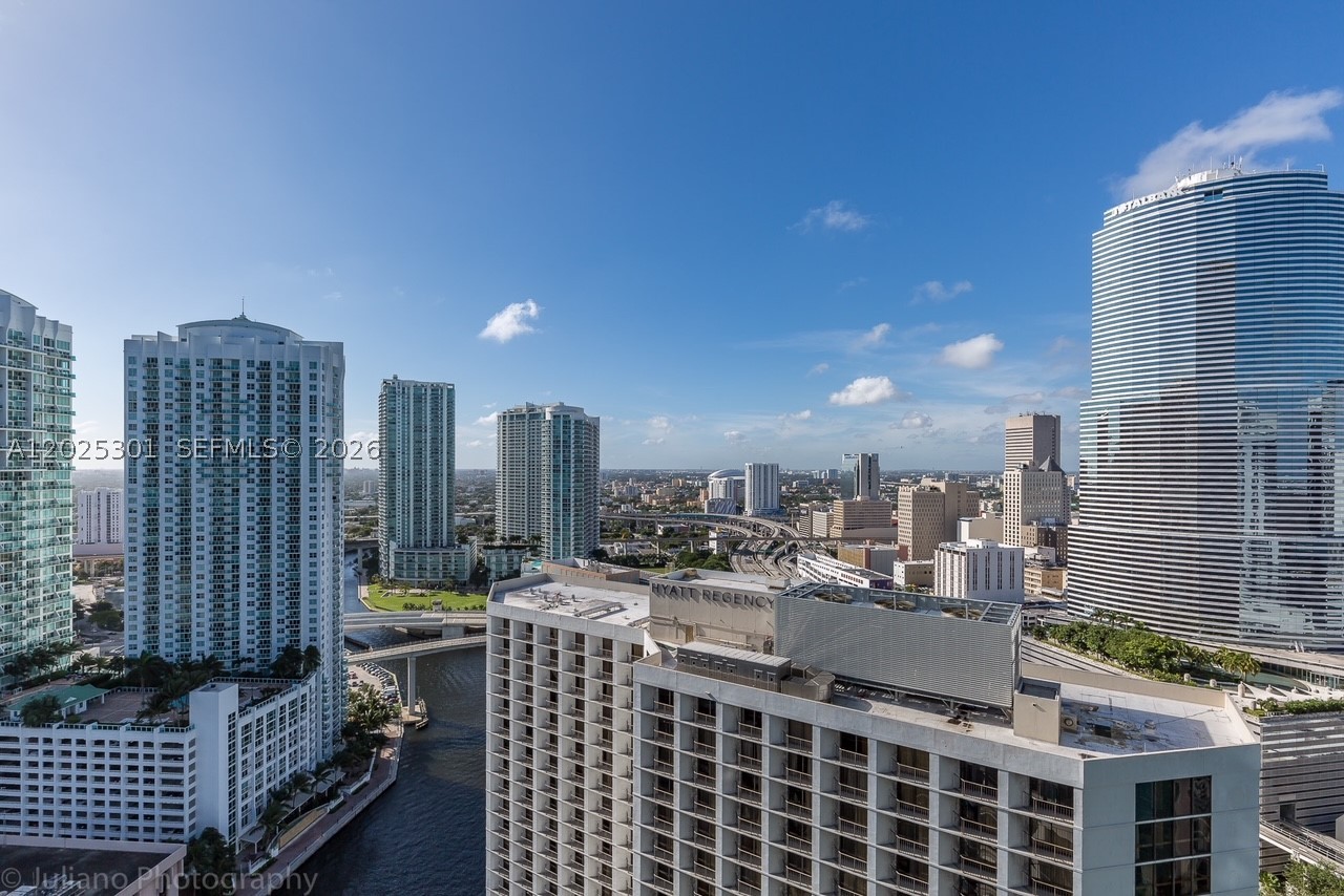 200 Biscayne Boulevard Way #3102, Miami FL 33131