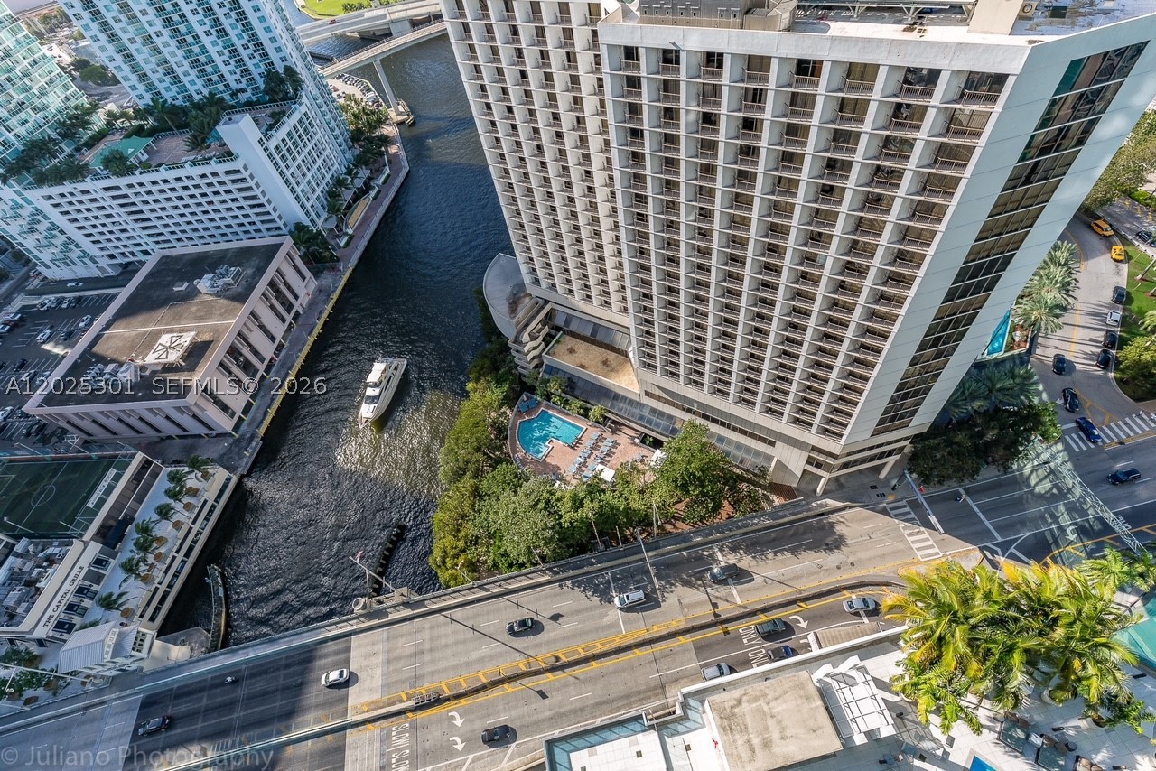 200 Biscayne Boulevard Way #3102, Miami FL 33131