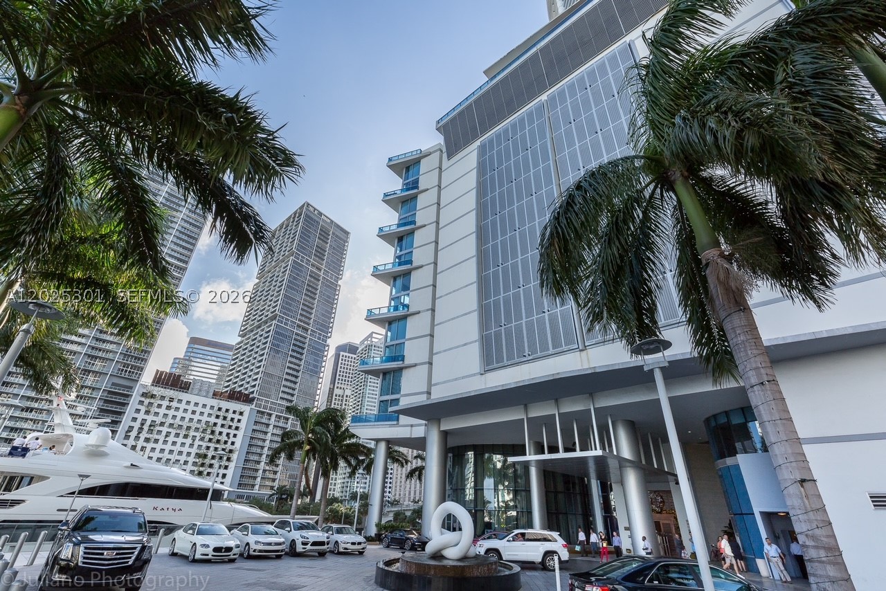 200 Biscayne Boulevard Way #3102, Miami FL 33131