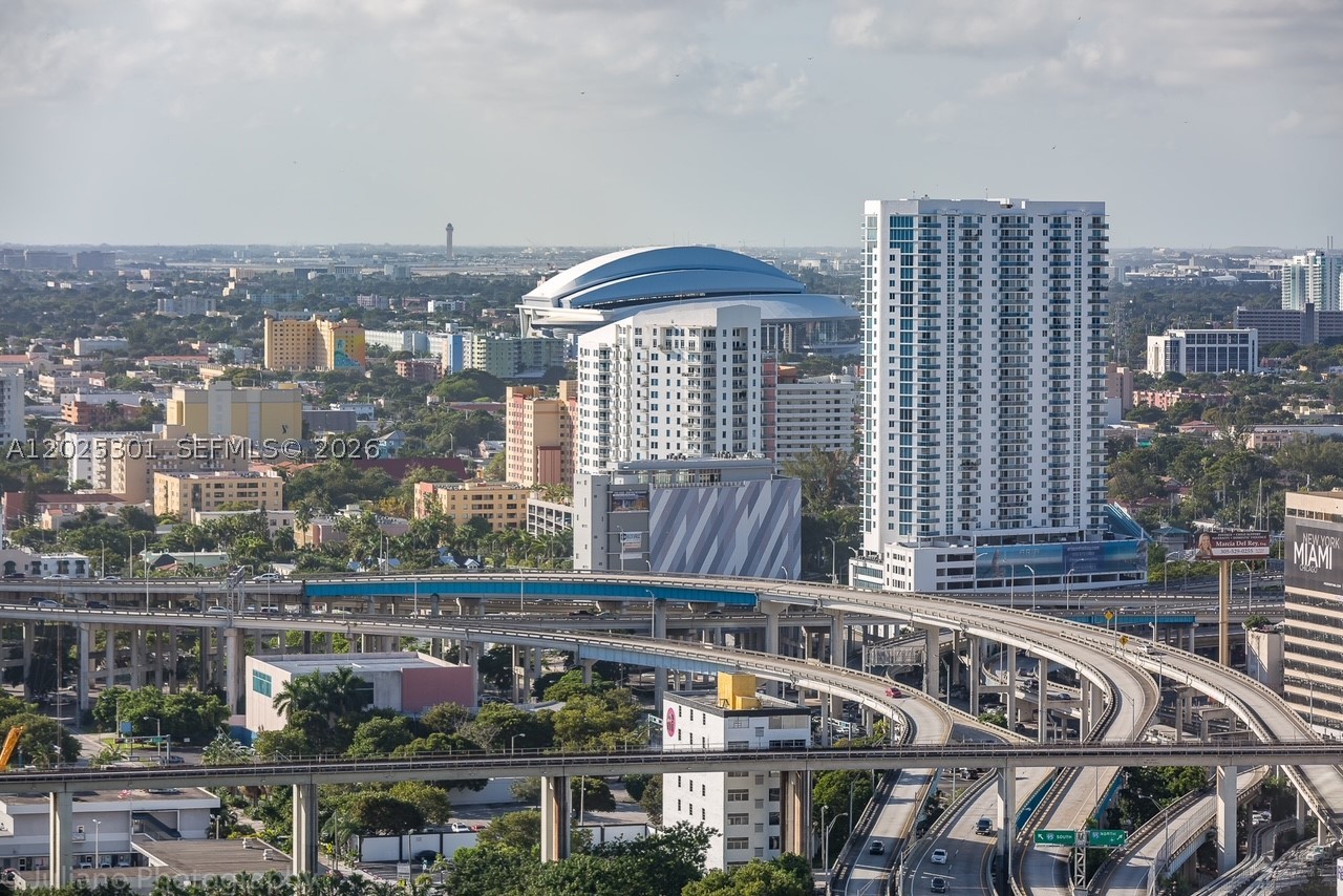 200 Biscayne Boulevard Way #3102, Miami FL 33131