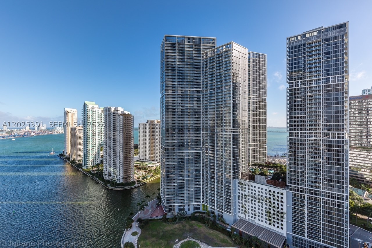 200 Biscayne Boulevard Way #3102, Miami FL 33131