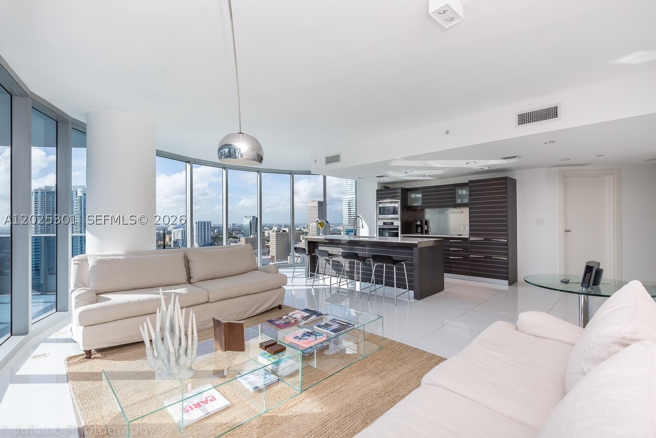 200 Biscayne Boulevard Way #3102, Miami FL 33131