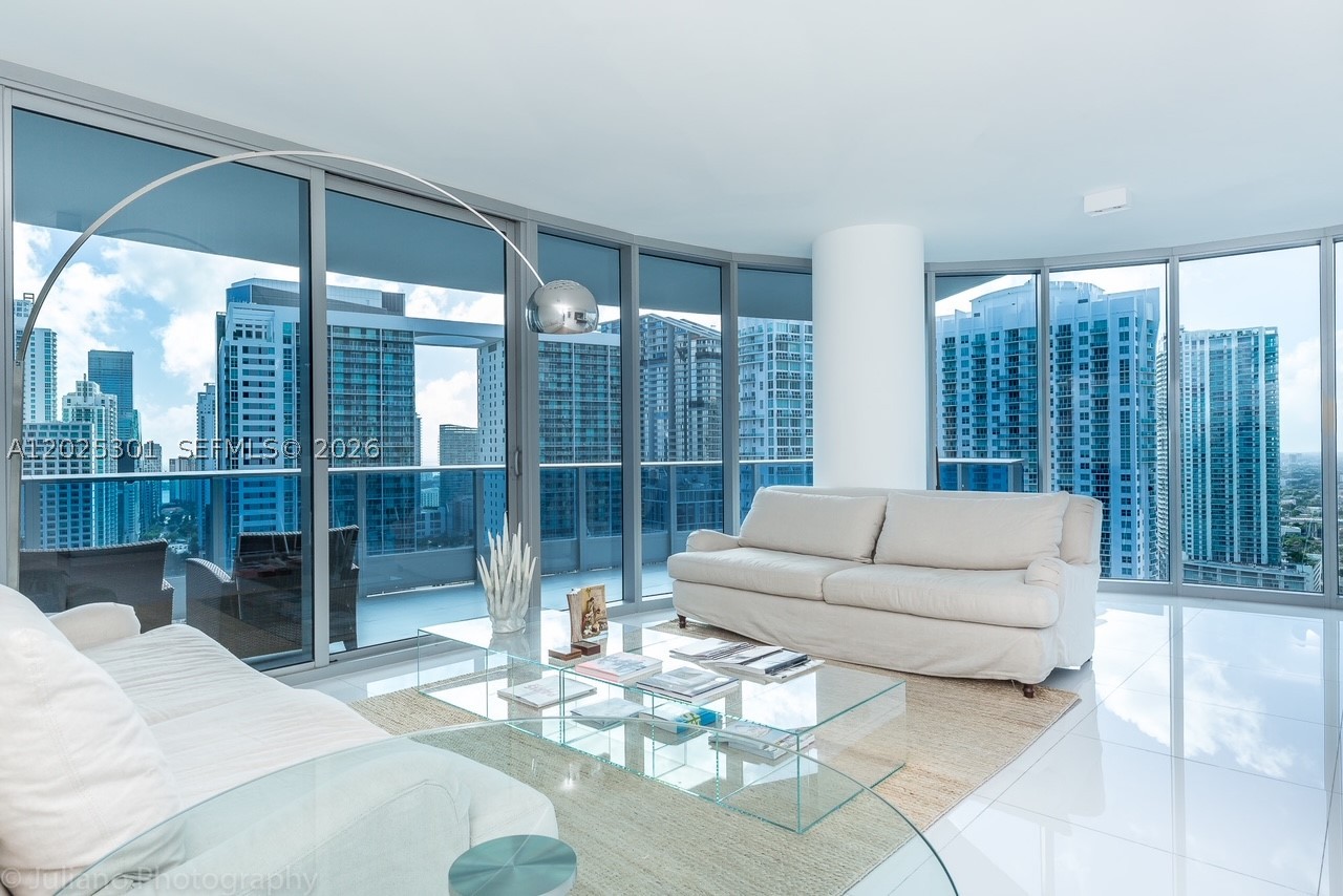 200 Biscayne Boulevard Way #3102, Miami FL 33131