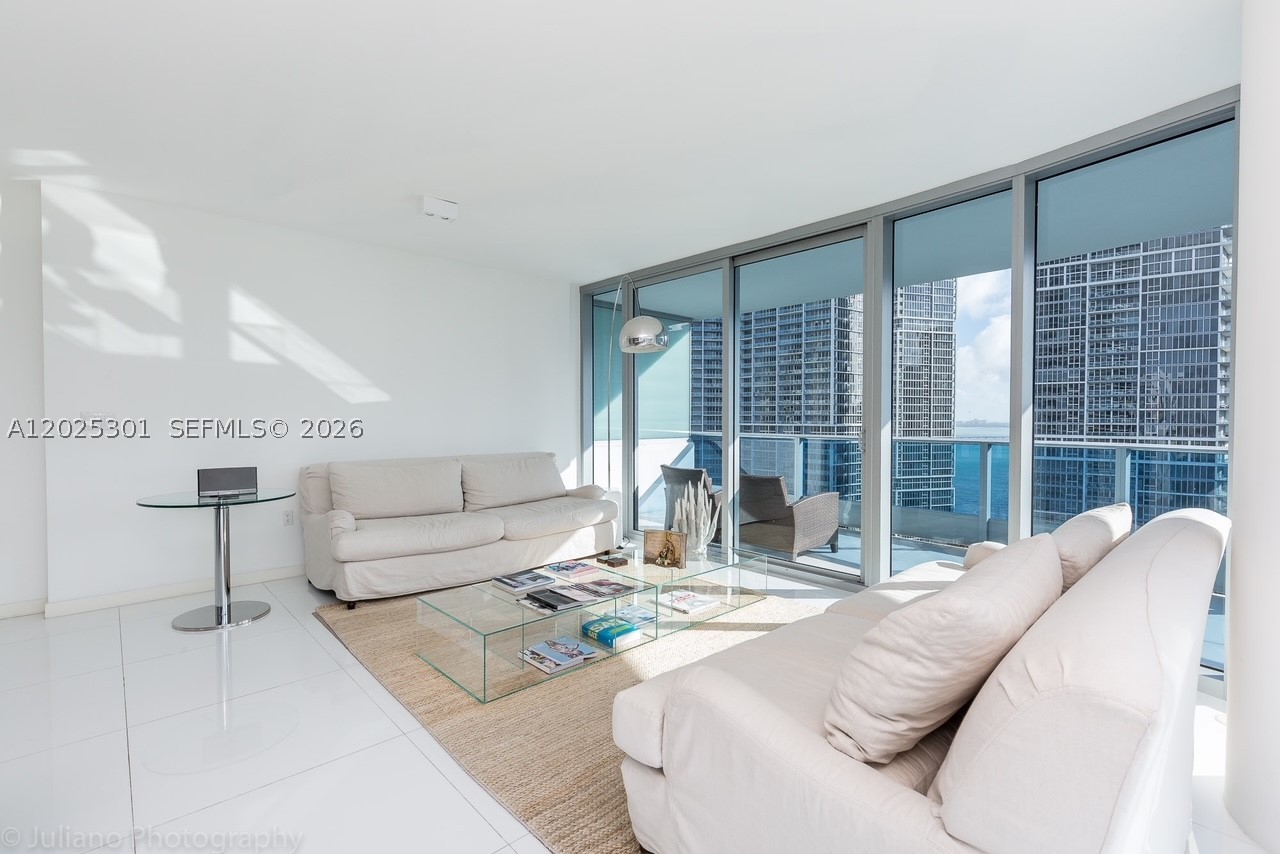 200 Biscayne Boulevard Way #3102, Miami FL 33131