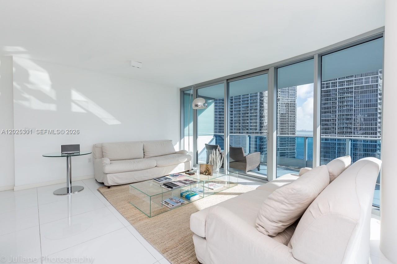 200 Biscayne Boulevard Way #3102, Miami FL 33131