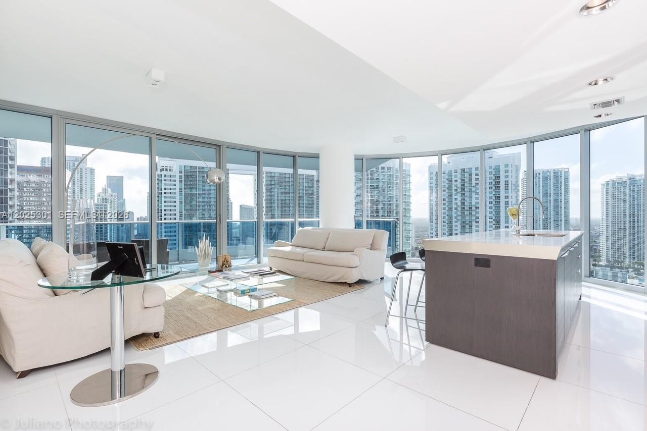 200 Biscayne Boulevard Way #3102, Miami FL 33131