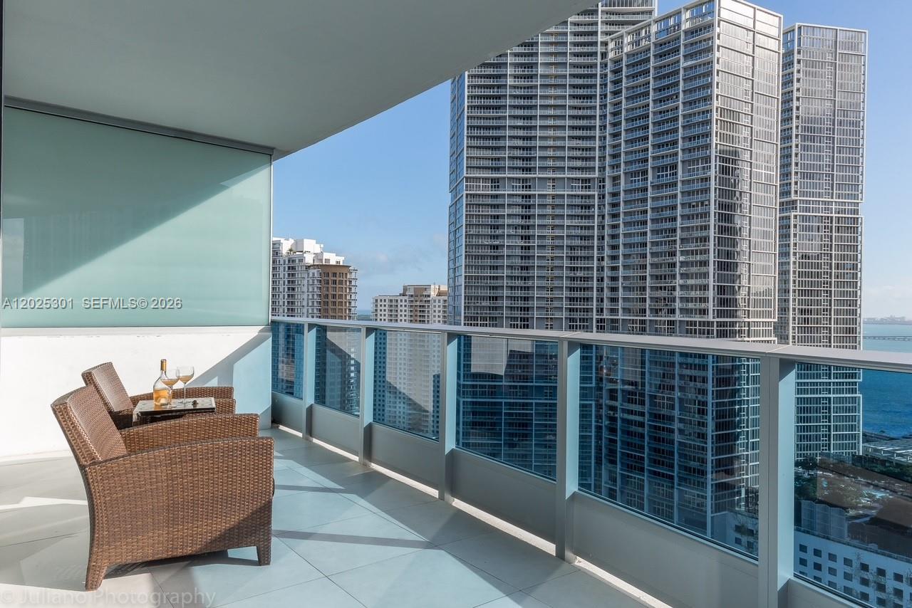 200 Biscayne Boulevard Way #3102, Miami FL 33131