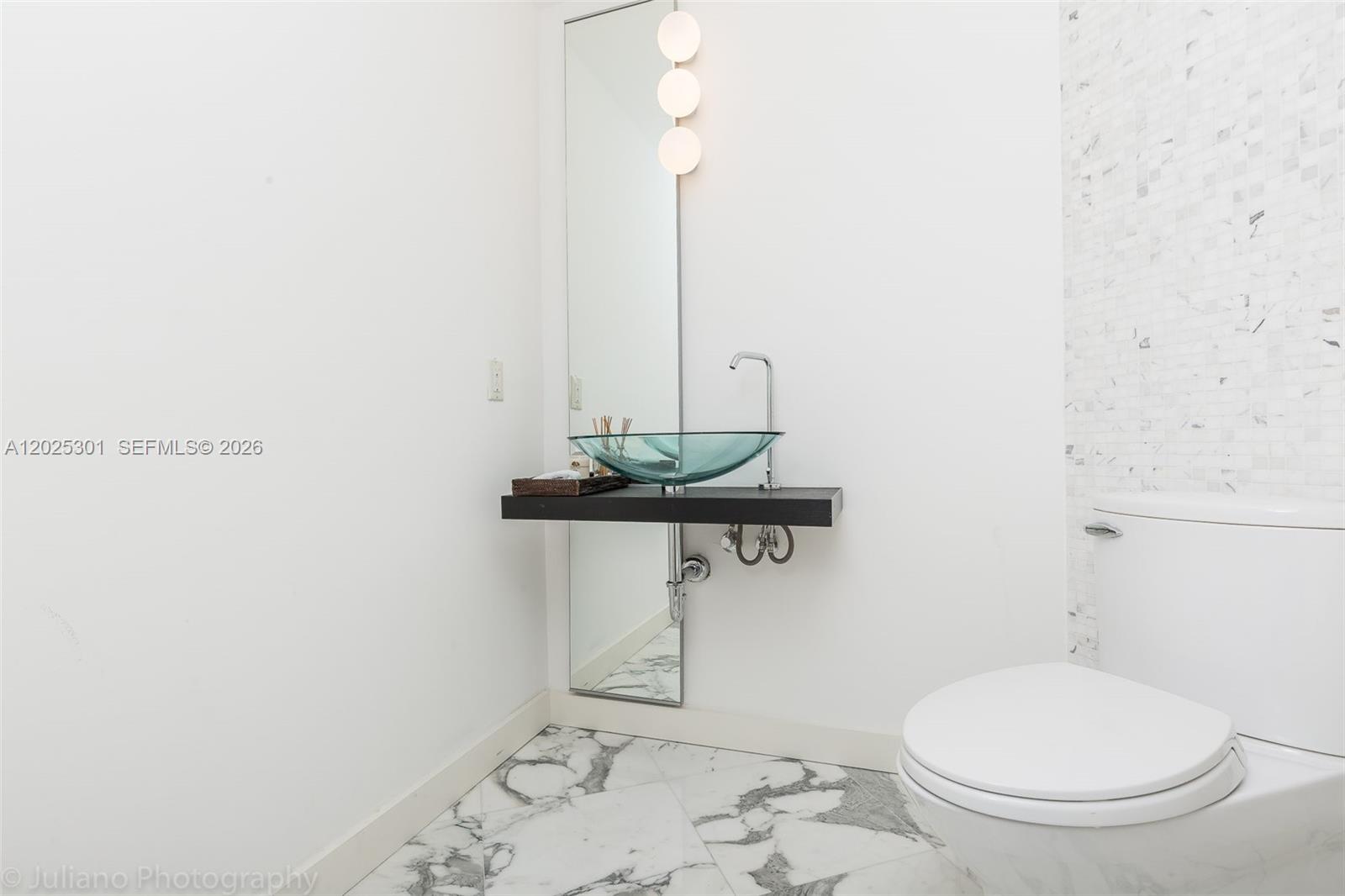 200 Biscayne Boulevard Way #3102, Miami FL 33131
