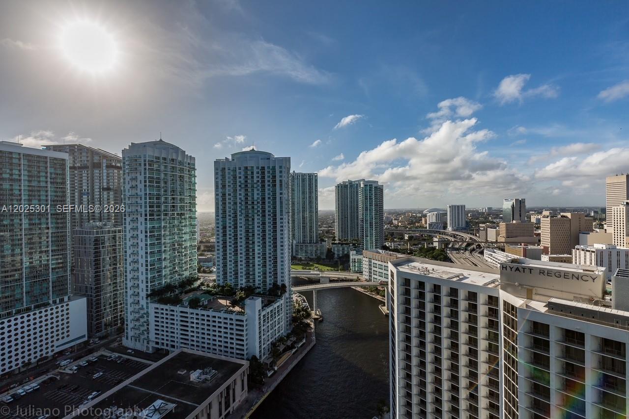 200 Biscayne Boulevard Way #3102, Miami FL 33131