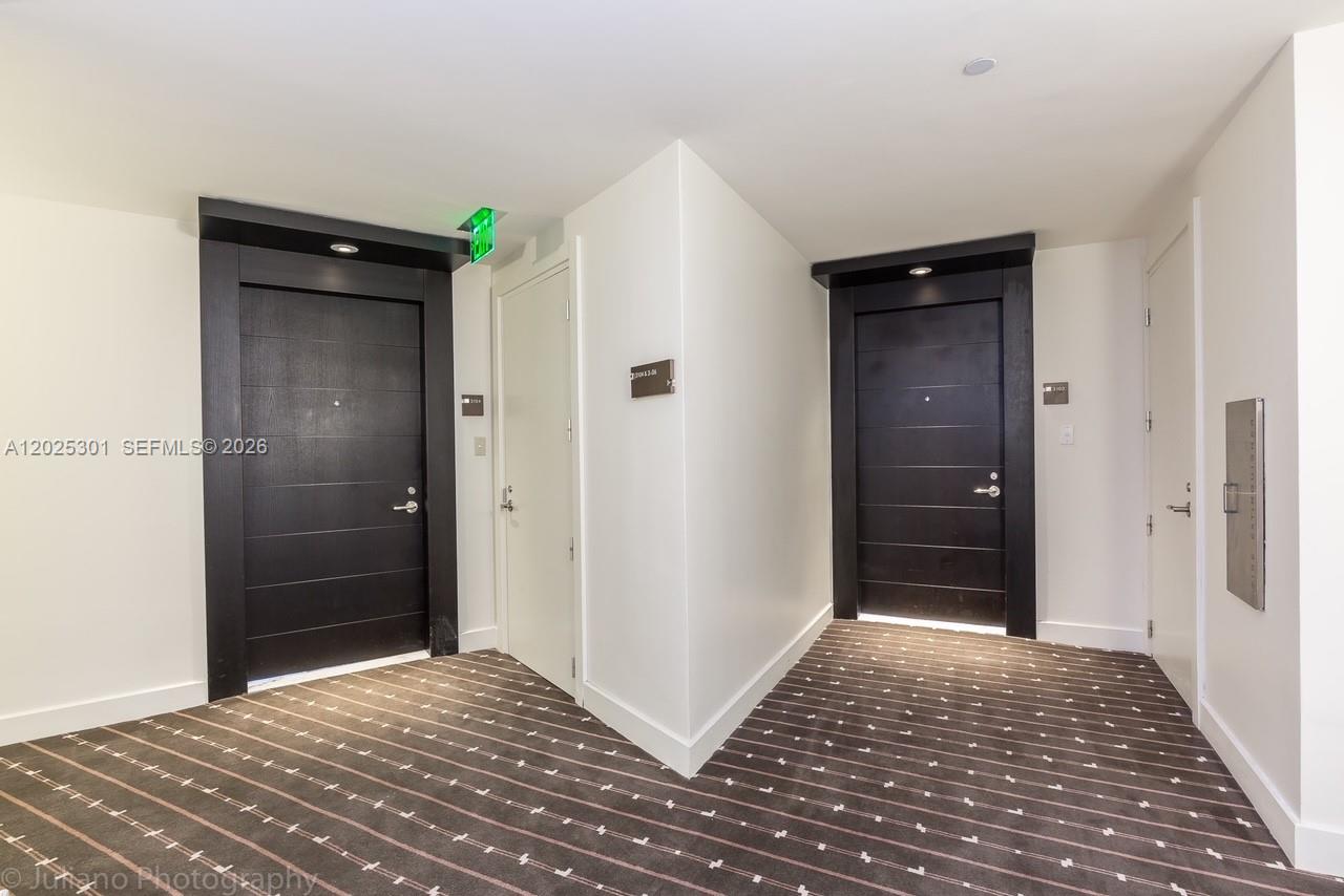 200 Biscayne Boulevard Way #3102, Miami FL 33131