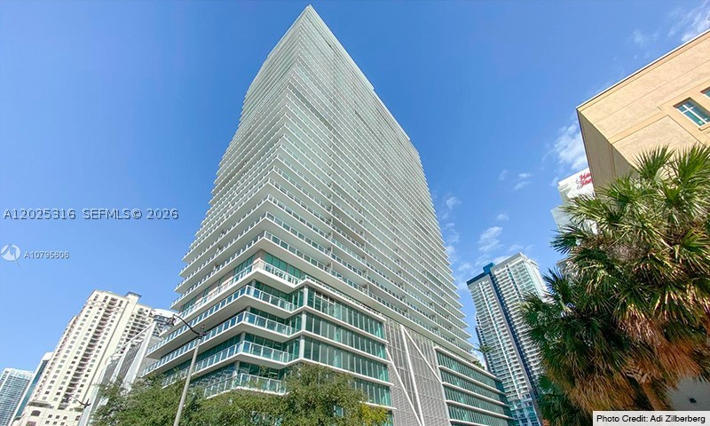 1111 SW 1st Ave #PH3822, Miami FL 33130