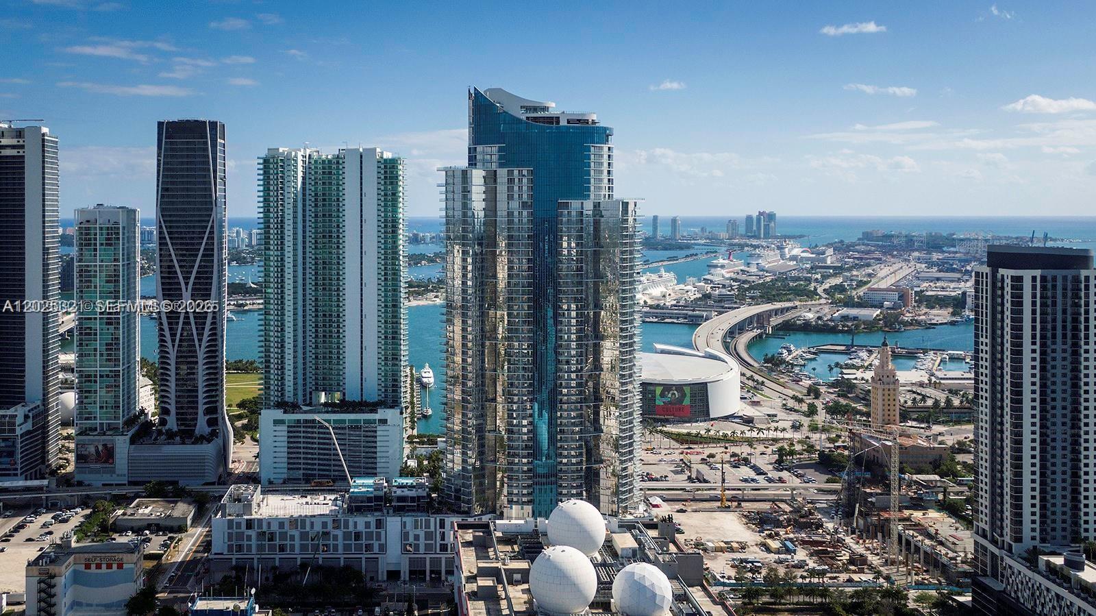 851 NE 1st Ave #1109, Miami FL 33132