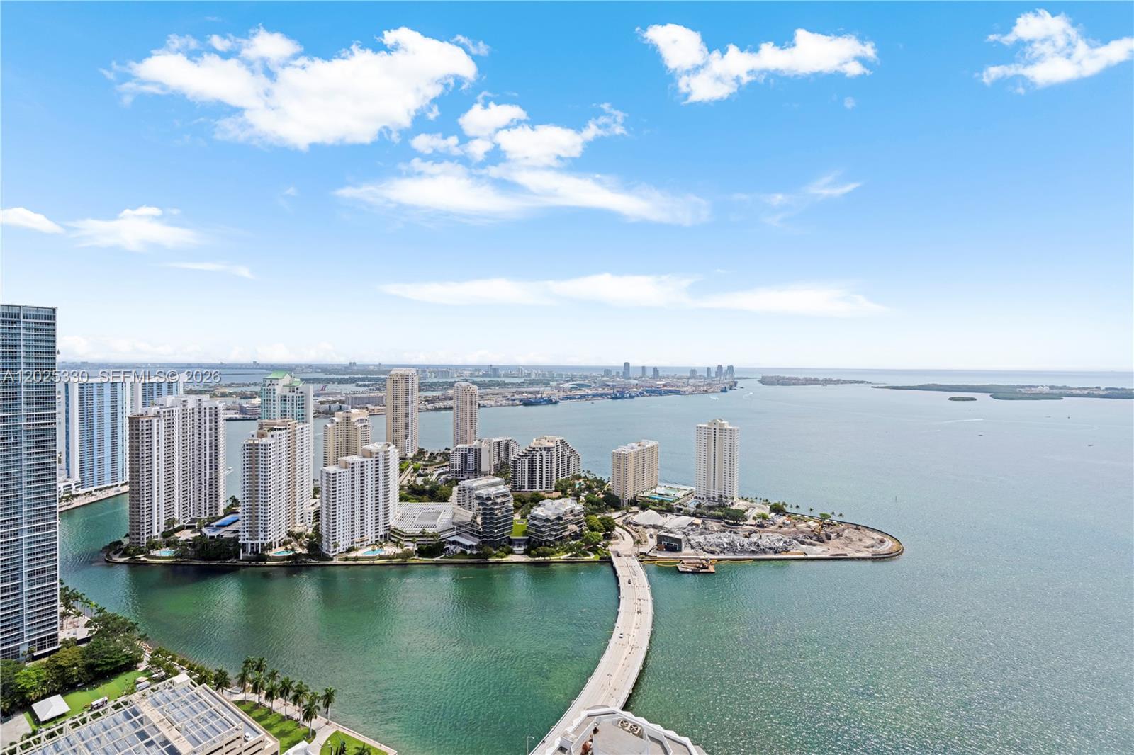 950 Brickell Bay Dr #5210, Miami FL 33131