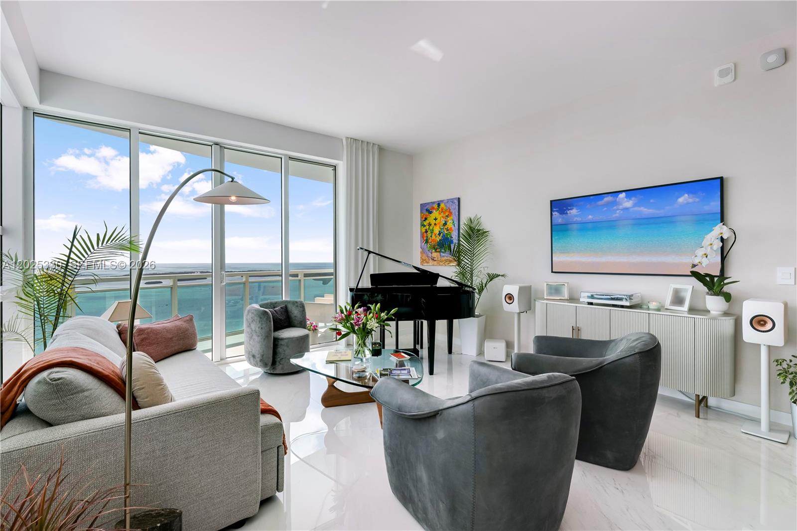 950 Brickell Bay Dr #5210, Miami FL 33131