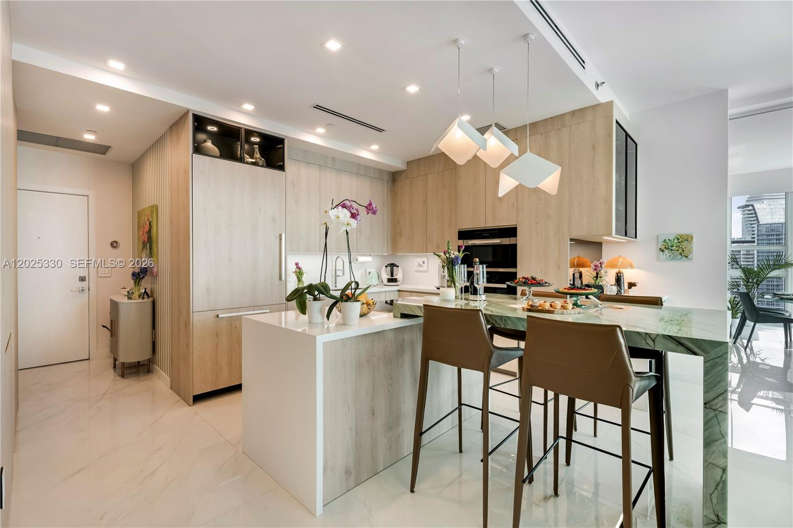 950 Brickell Bay Dr #5210, Miami FL 33131