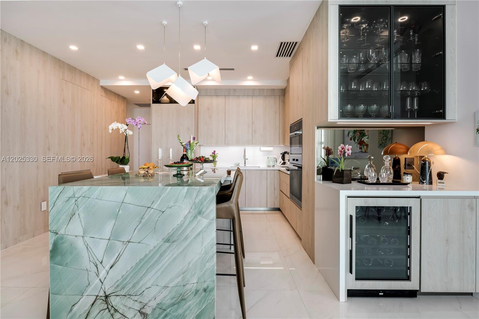 950 Brickell Bay Dr #5210, Miami FL 33131