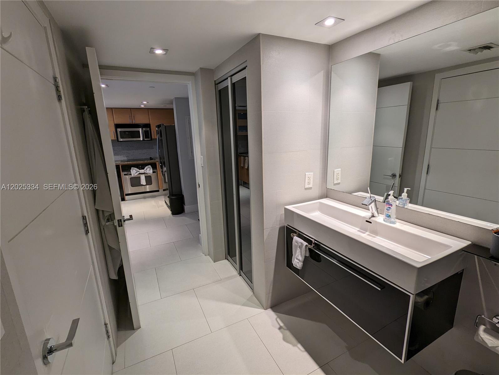 2101 Brickell Ave #1104, Miami FL 33129