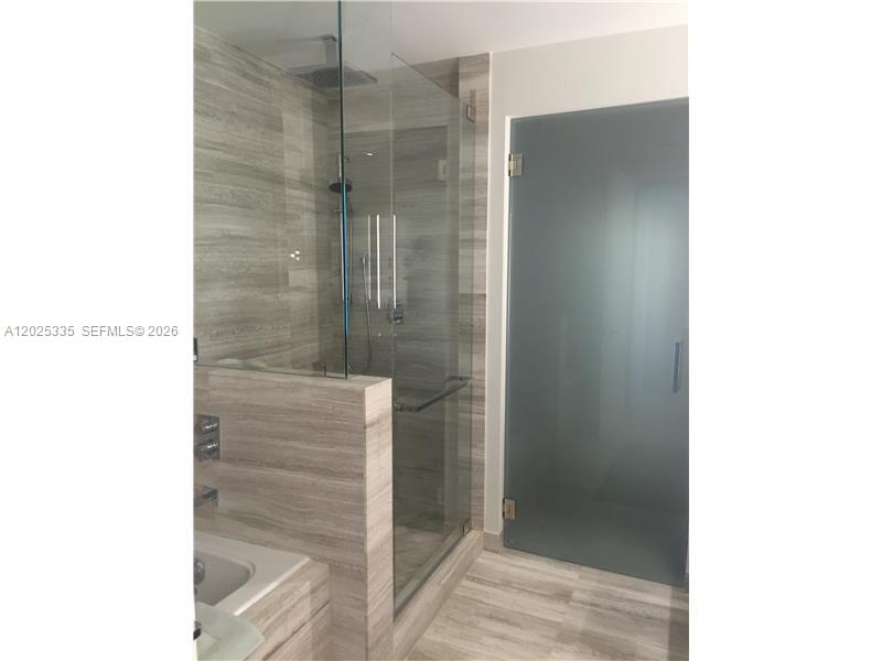 350 OCEAN DR #304N, Key Biscayne FL 33149